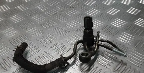 Lexus IS 220D-250-350 Engine coolant pipe/hose