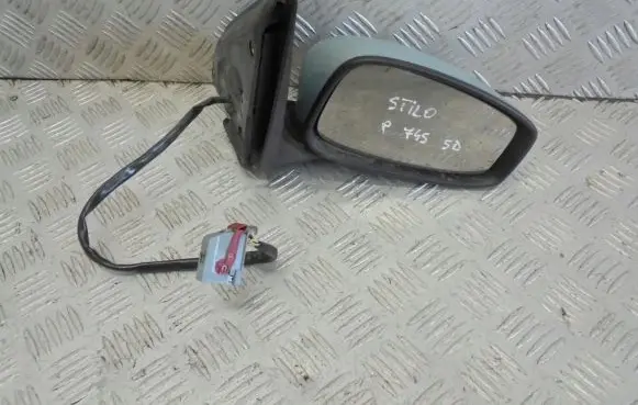 Fiat Stilo Front door electric wing mirror 