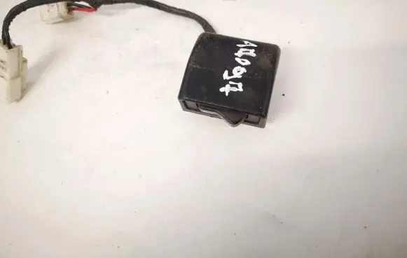 Mazda 323 Tailgate opening switch 