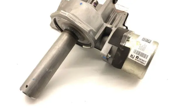 Opel Corsa D Power steering pump 13376411