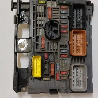 Citroen C4 Grand Picasso BSM Control unit 9667044880 BSMR0100 R01