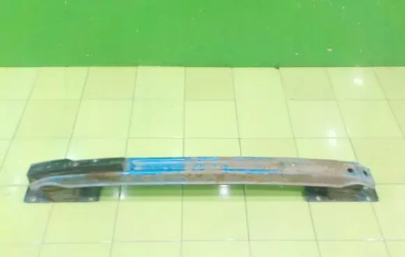 Ford Ka Front bumper foam support bar 