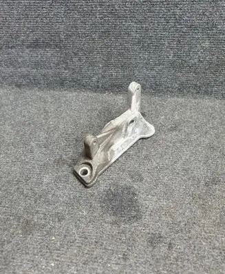 BMW 3 E90 E91 Fuel pump bracket 7805421