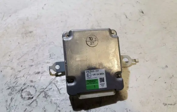Lexus RX 330 - 350 - 400H Other control units/modules 10R048634 881500E010