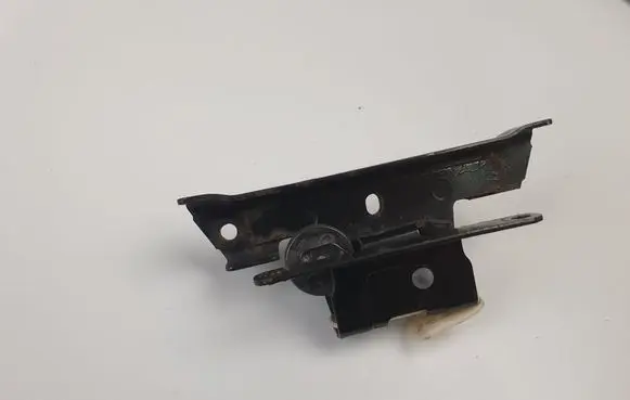 Peugeot Expert Sliding door lower roller guide/hinge 1498263080