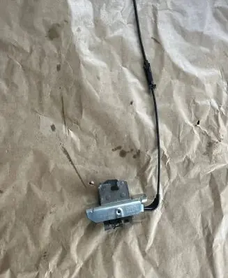 Mercedes-Benz E W211 Seat back rest lock catch A2119200272