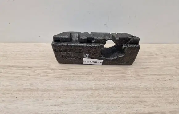 Mercedes-Benz C W202 Front bumper foam support bar A2028852037