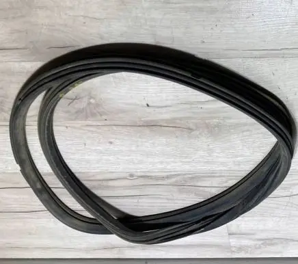 Mitsubishi Pajero Rear door glass trim molding