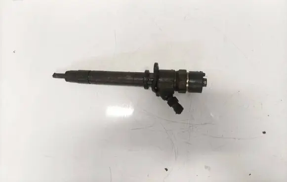 Volvo S60 Fuel injector 8658753 0445110078
