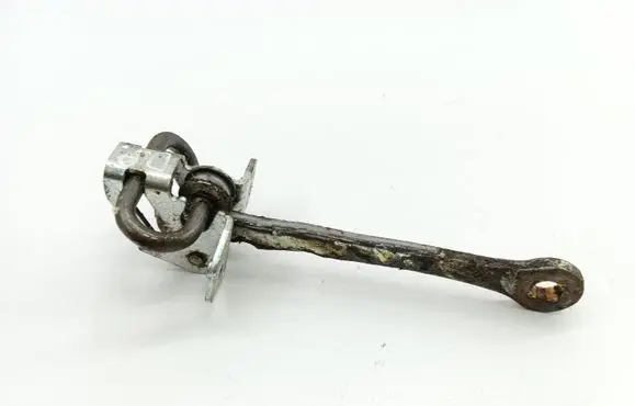 Opel Vectra B Front door check strap stopper