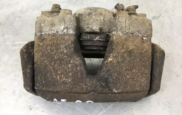 Audi A5 8T 8F Front brake caliper 8K0106P