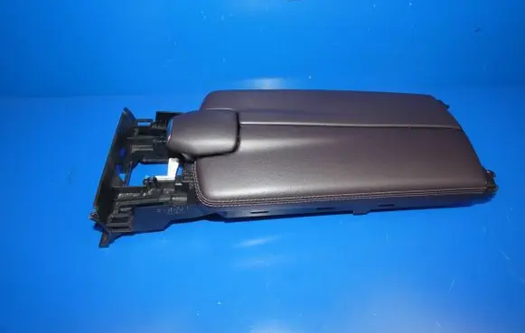 Mercedes-Benz CLS C218 X218 Armrest 