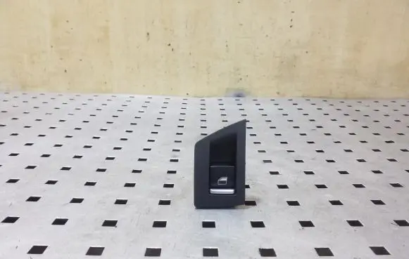 BMW 5 F10 F11 Electric window control switch 9163527