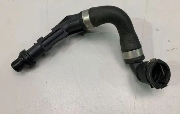 BMW 7 G70 Engine coolant pipe/hose 7925810