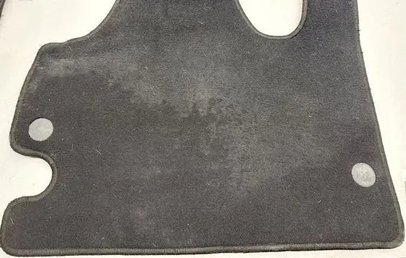 Chrysler Pacifica Rear floor mat 5RY13DX9AC 100722004 49212G