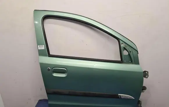 Suzuki Alto Front door