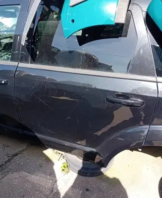 Dodge Journey Rear door