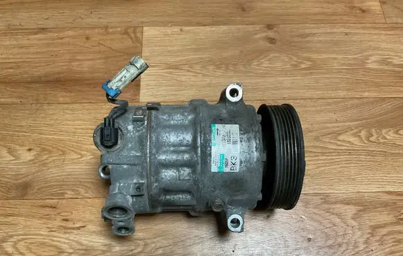 Opel Insignia A Air conditioning (A/C) compressor (pump) 13232307 01964503963 13232301