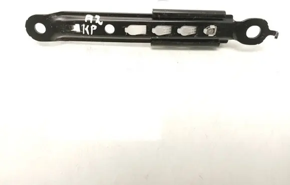 Toyota Auris E180 Seat belt adjustment rail E563003