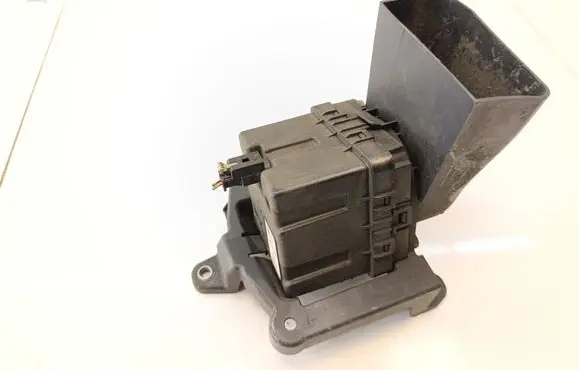 Mercedes-Benz EQB Alarm system siren A2239016902