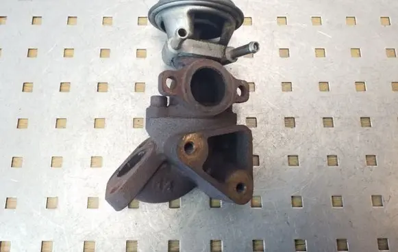 Iveco Daily 35 - 40.10 EGR valve