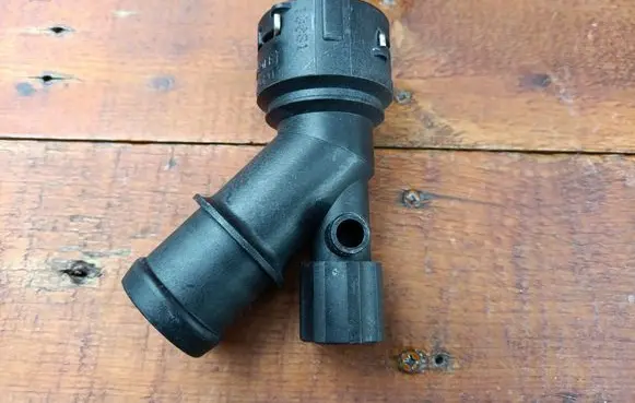 Skoda Fabia Mk2 (5J) Engine coolant pipe/hose 6Q0122291F