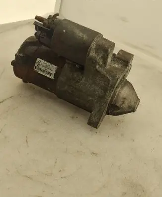 Nissan Qashqai Starter motor M000T87881 8200584675B