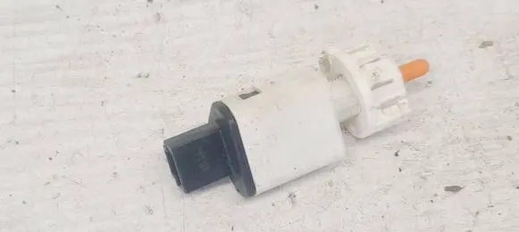 Renault Megane III Brake pedal sensor switch 253200005R 00880