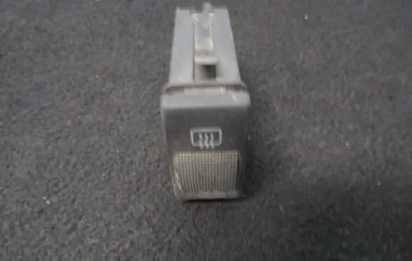 Windscreen/window heater switch