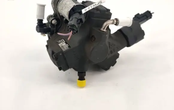 Volvo S40 Fuel injection high pressure pump 9685705080 A2C27100268