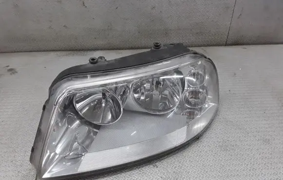 Volkswagen Sharan Headlight/headlamp 7M3941015L