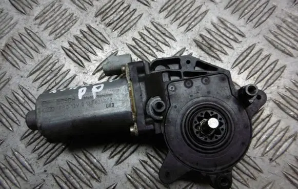 Citroen Xsara Picasso Vent window/glass motor 0130821900