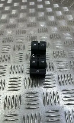 Volkswagen PASSAT B8 Electric window control switch 5G0959857D