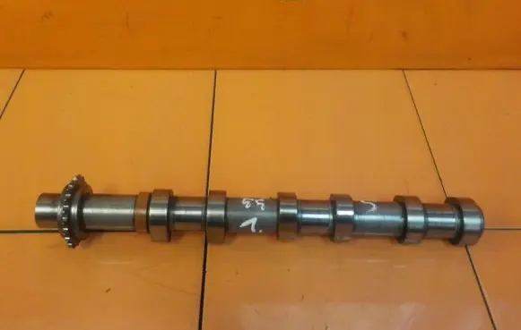 Land Rover Discovery 4 - LR4 Camshaft 4R8Q6A270AC