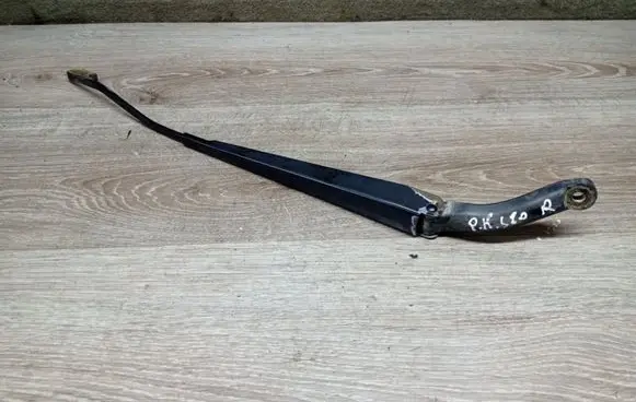Volvo S80 Front wiper blade arm 09484611