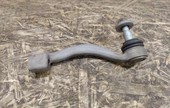 Jaguar XE Steering tie rod end 