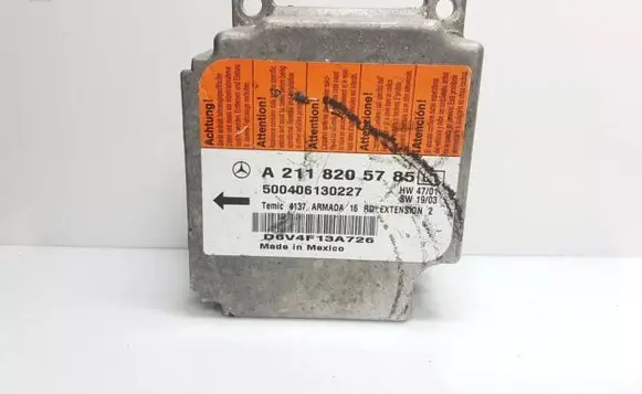 Mercedes-Benz C W203 Airbag control unit/module A2118205785