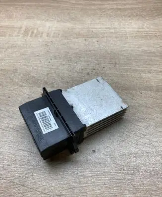 Renault Koleos I Heater blower motor/fan resistor T1000948E