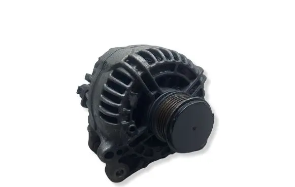 Volkswagen Golf IV Generator/alternator 0124515010KASACJA 0124515010