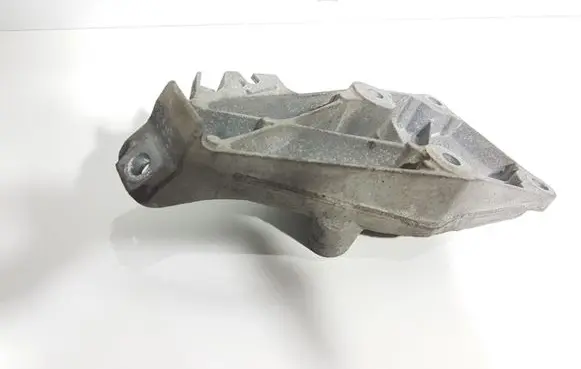 BMW 1 E81 E87 Engine mounting bracket 22116776529 24168110