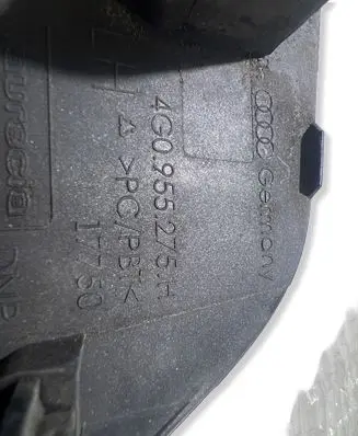 Audi A6 S6 C7 4G Headlight washer spray nozzle cap/cover 4G0955275H