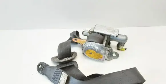 Toyota Prius (XW20) Front seatbelt 7L7240P