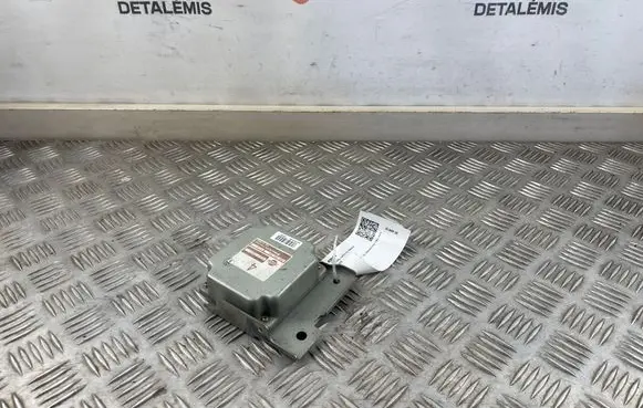 Nissan X-Trail T30 Torque split ecu control unit/module 41650EQ070