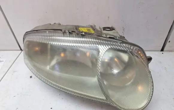 Alfa Romeo 147 Headlight/headlamp 468261940