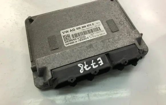 Seat Altea XL Engine control unit/module ECU 06A906033JC
