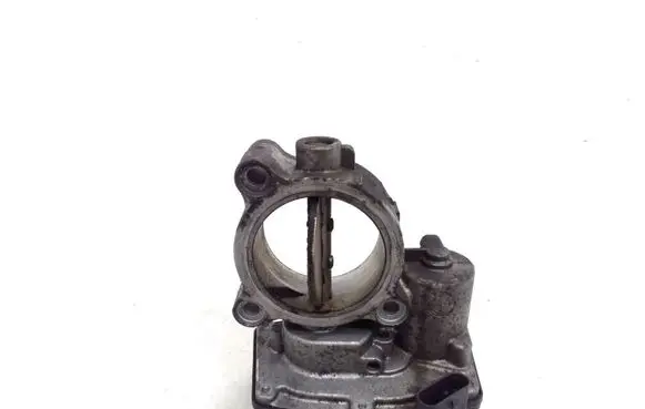 BMW X5 F15 Throttle valve 7810752