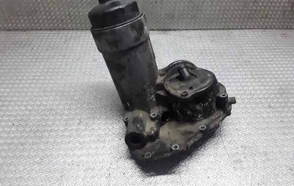 Skoda Superb B5 (3U) Oil filter mounting bracket 059115405G