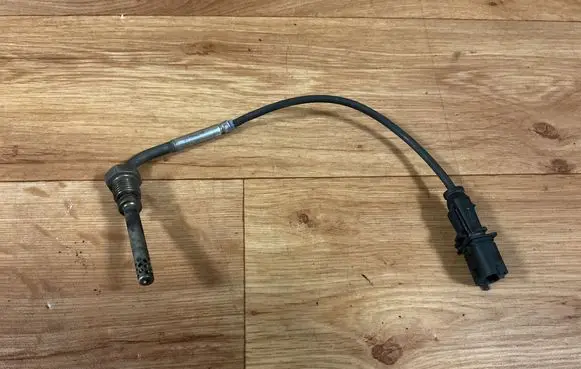 Opel Insignia A Exhaust gas temperature sensor 55566185