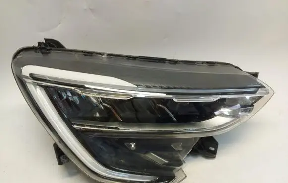 Renault Arkana Headlight/headlamp 260108181R