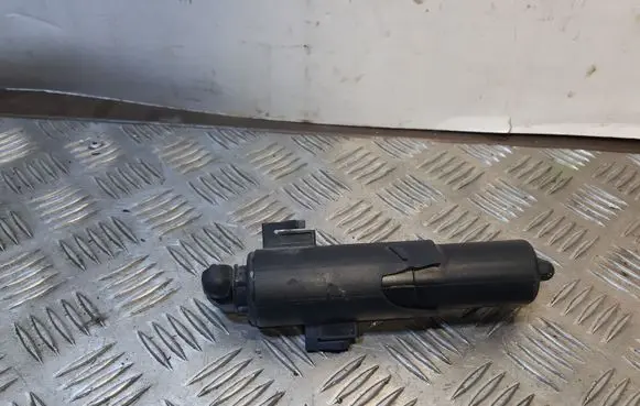 Audi A5 8T 8F Headlight washer spray nozzle 8T0955102